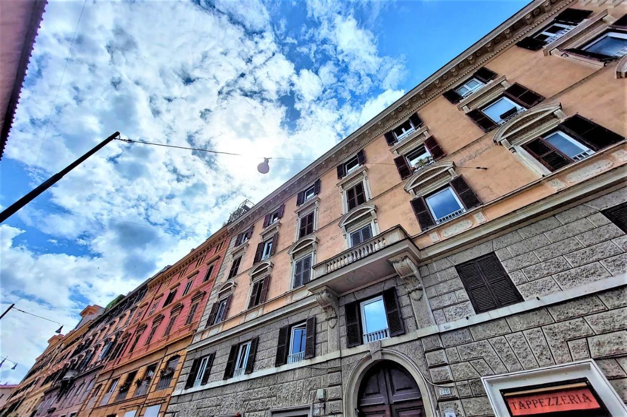 Bellezza Al Colosseo - B&B & Apts Róma Kültér fotó